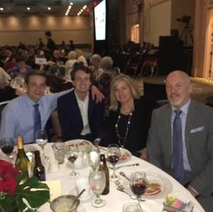 Meet your Posher, Troy